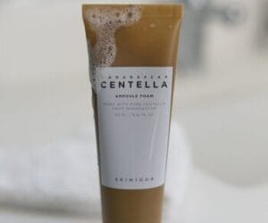 SKIN1004 Madagascar Centella Ampoule Foam Cleanser 125ml