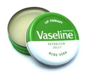 Vaseline Lip Therapy - Aloe Vera (20gm)